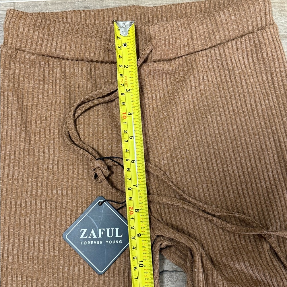 Zaful Brown Ribbed Knit Set - Picture 4 of 6